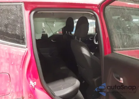 2020 Jeep Renegade Altitude 4X4 из США, поврежденный, VIN ZACNJBBB8LPL15217